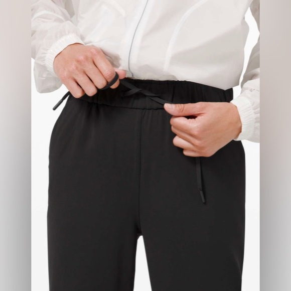 Lululemon Keep Moving Pant 7/8 High-Rise Black - Picture 3 of 11
